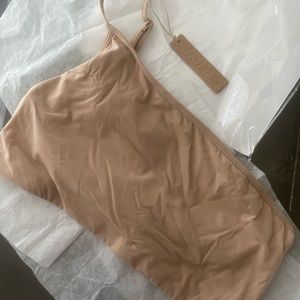 NWT Skims Fits Everyone One Shoulder Bralette